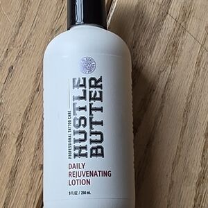 Daily Rejuvenating Lotion - White